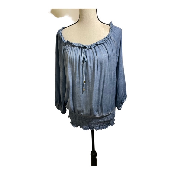 Marc New York chambray off shoulder size medium blouse. Elastic bottom. - Picture 1 of 10